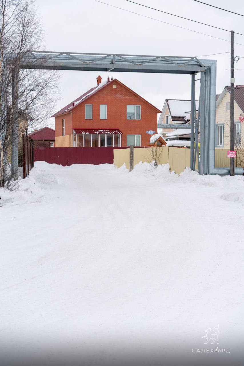 Почему город не везде убирает снег?