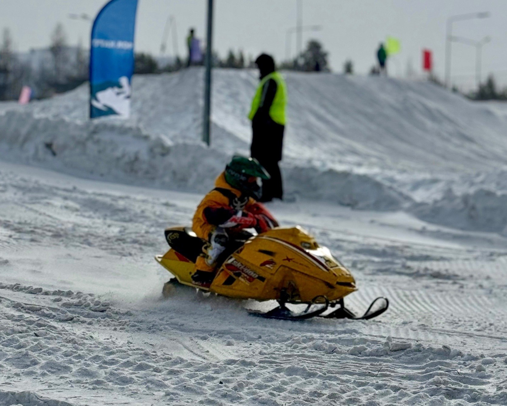 Ямальцы завоевали 13 медалей на этапах первенства и чемпионата России по кроссу на снегоходах Ямальцы завоевали 13 медалей на этапах первенства и чемпионата России по кроссу на снегоходах