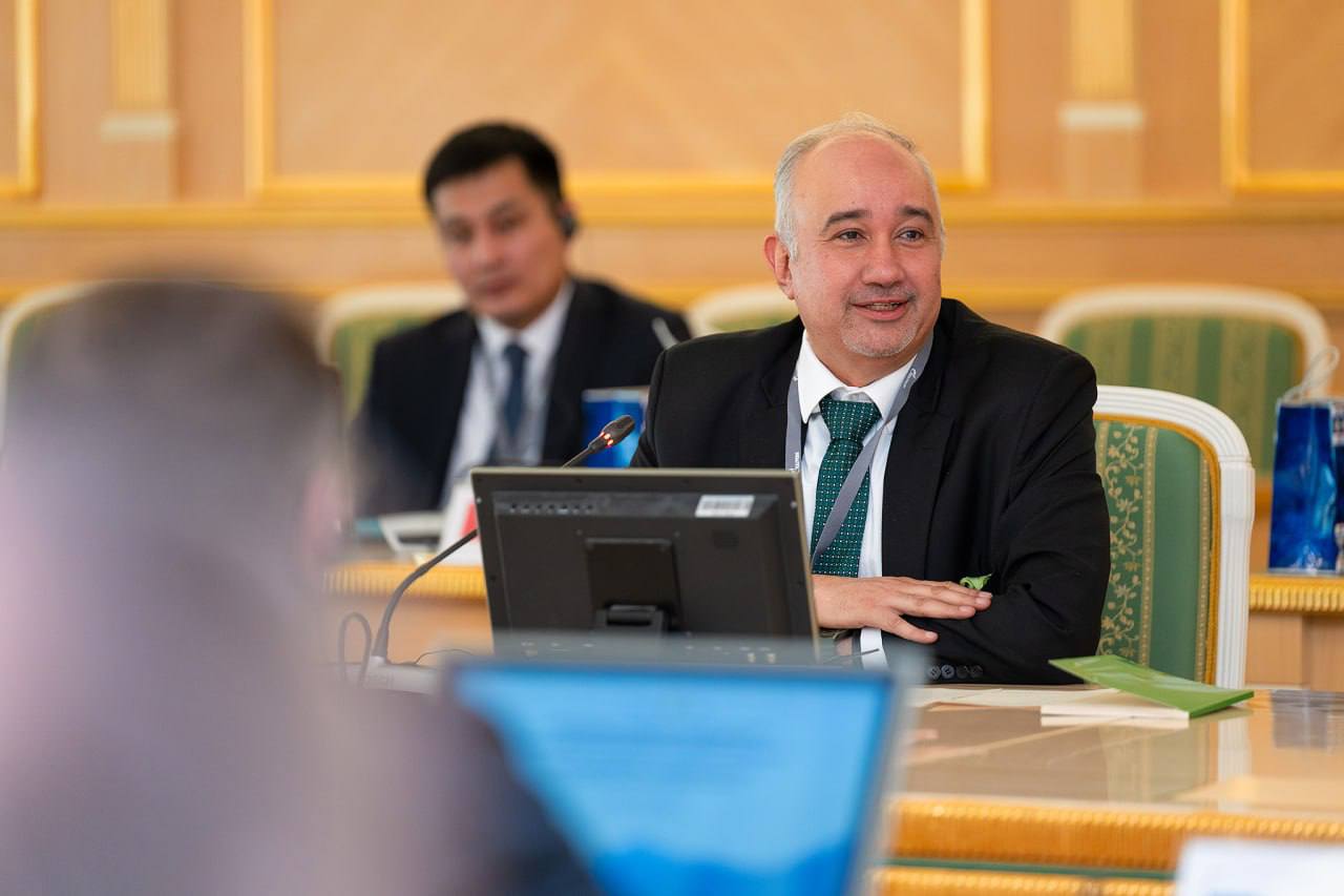 Дмитрий Артюхов: Встречаем на Ямале представителей дипломатических миссий иностранных государств Дмитрий Артюхов: Встречаем на Ямале представителей дипломатических миссий иностранных государств