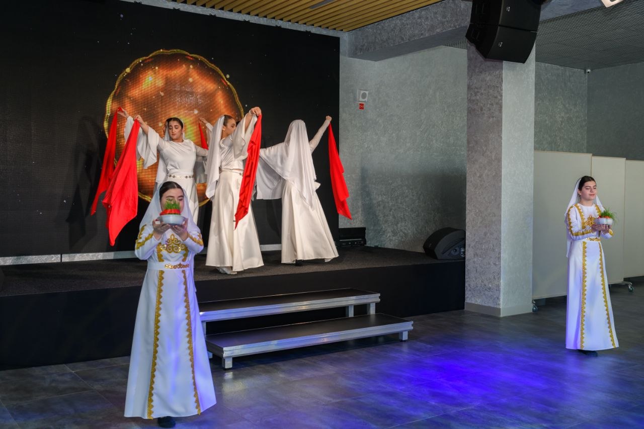 В Ноябрьске отметили национальный праздник «Навруз»! В Ноябрьске отметили национальный праздник «Навруз»!