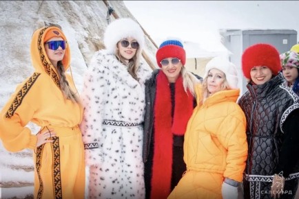 1 В Салехарде на Дне оленевода прошел модный показ «Сияние Ямала»