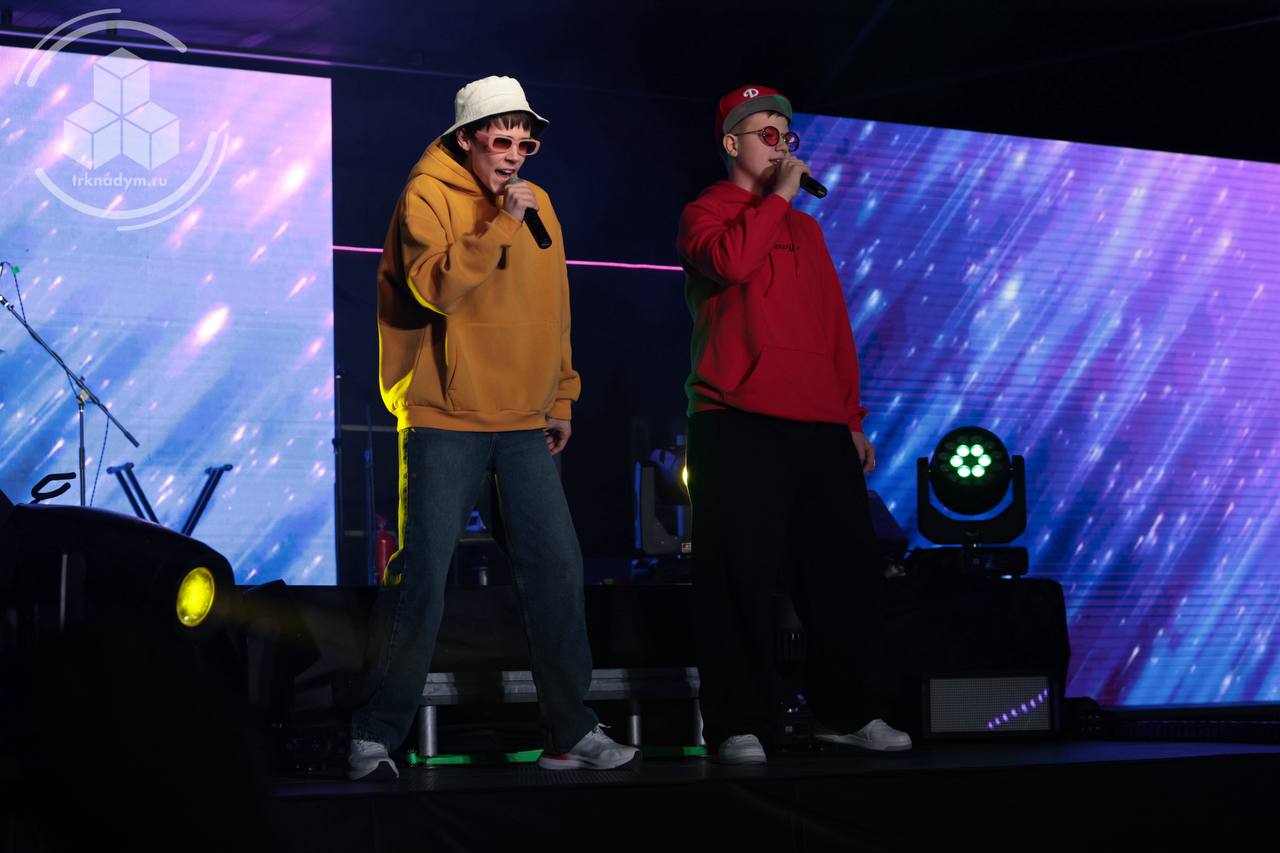 В роллер-парке «Адреналин» прошёл молодёжный фестиваль-конкурс современной песни «Чёрная коробка» В роллер-парке «Адреналин» прошёл молодёжный фестиваль-конкурс современной песни «Чёрная коробка»