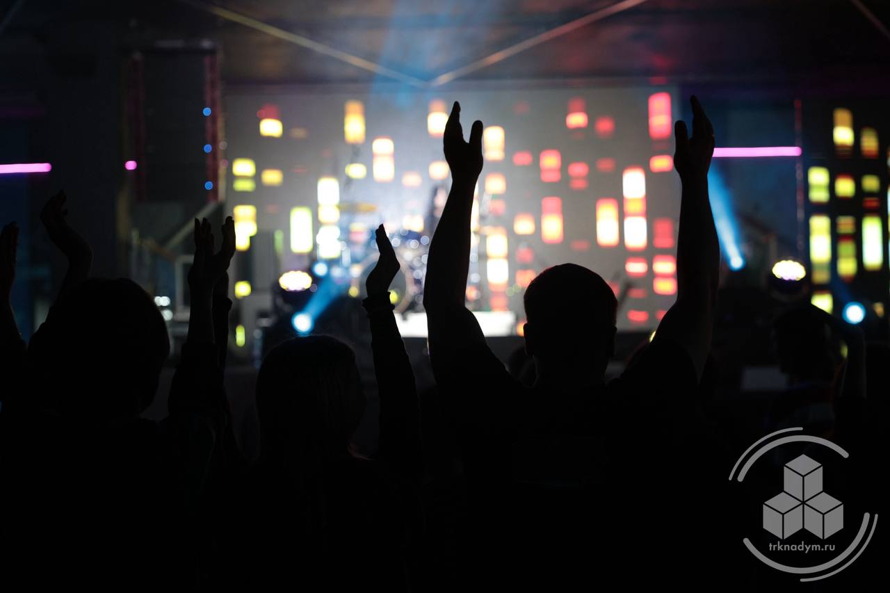 В роллер-парке «Адреналин» прошёл молодёжный фестиваль-конкурс современной песни «Чёрная коробка» В роллер-парке «Адреналин» прошёл молодёжный фестиваль-конкурс современной песни «Чёрная коробка»