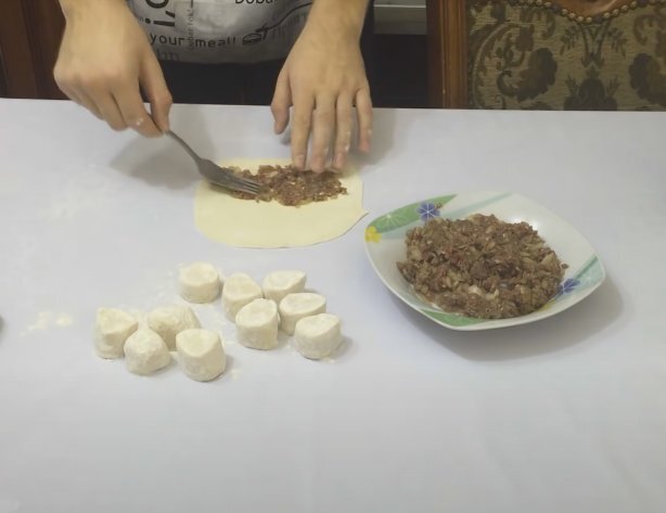 Как приготовить кутабы с мясом: простой и вкусный рецепт