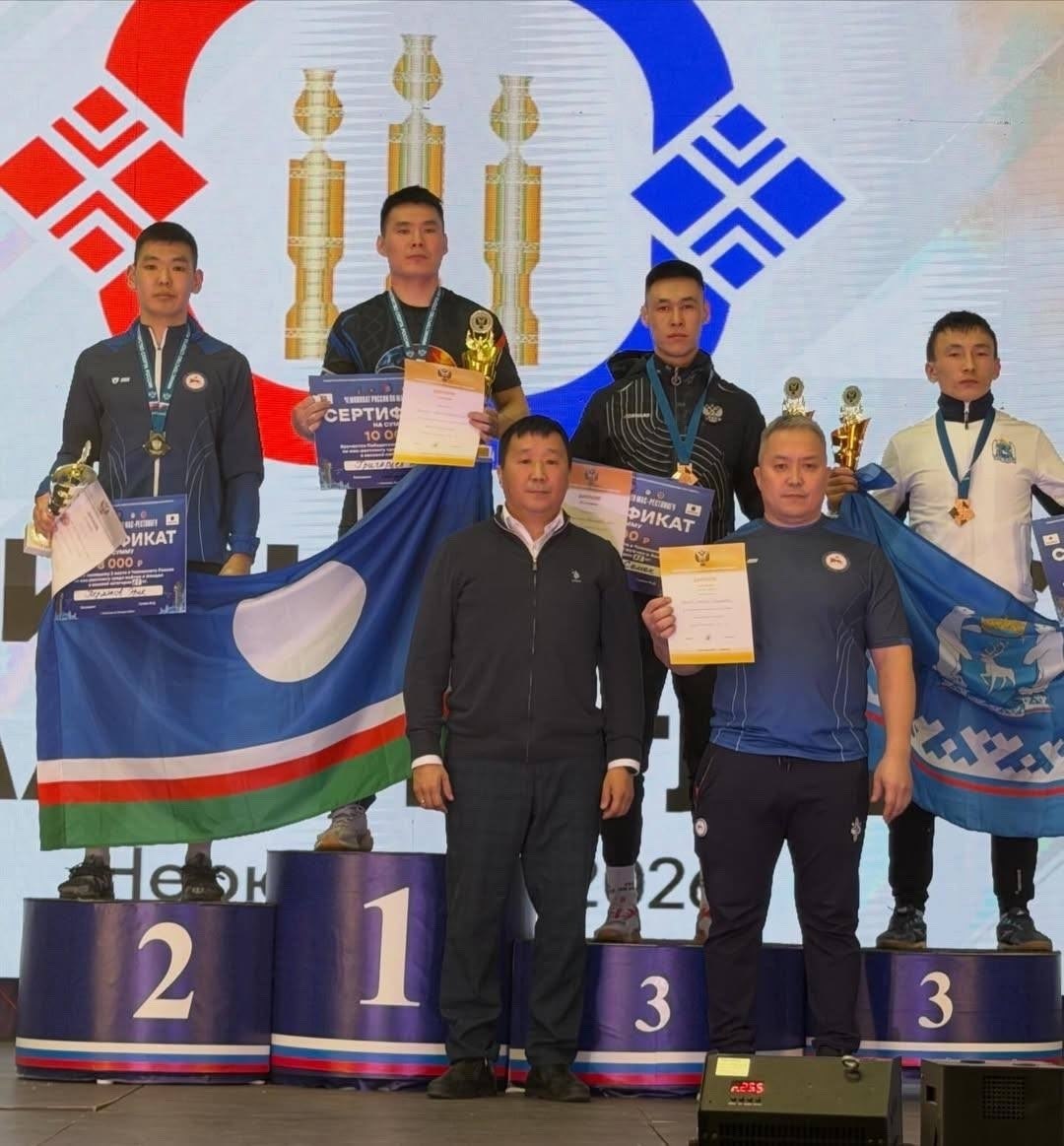 Бронзовая награда чемпионата страны по мас-рестлингу отправляется в Тазовский район