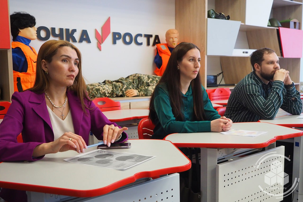 В 9-й городской школе прошла районная акция «#командаПРО «педагогический тур»