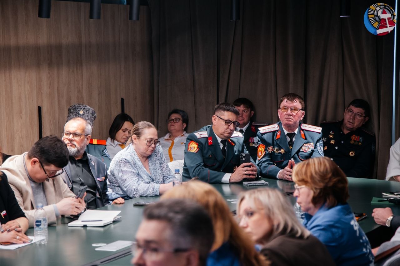 Форум «Единство в многообразии: от общих ценностей — к общему будущему» прошёл в Ноябрьске Форум «Единство в многообразии: от общих ценностей — к общему будущему» прошёл в Ноябрьске