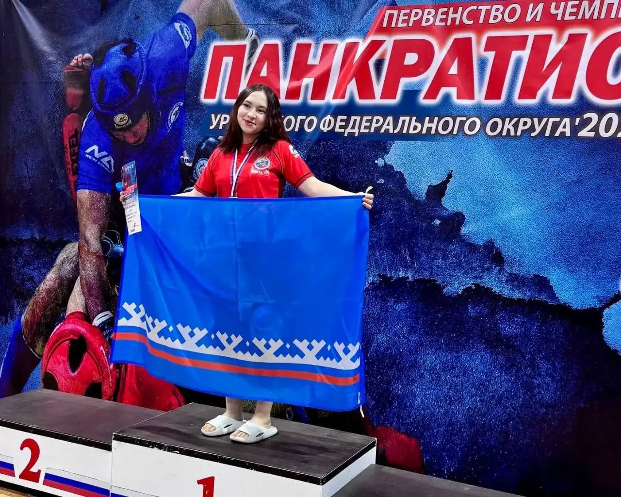 Арктические борцы покорили пьедестал своим мастерством Арктические борцы покорили пьедестал своим мастерством