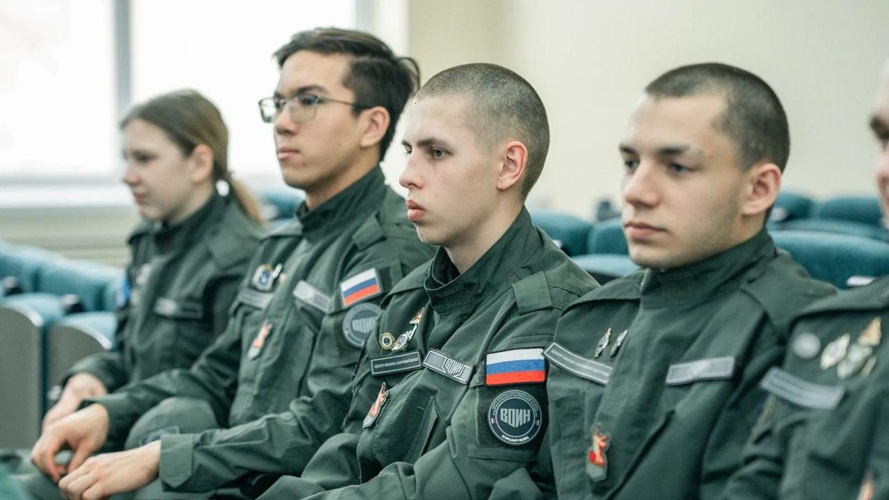 В Ноябрьске стартовал обновлённый курс военнотактической подготовки! В Ноябрьске стартовал обновлённый курс военнотактической подготовки!