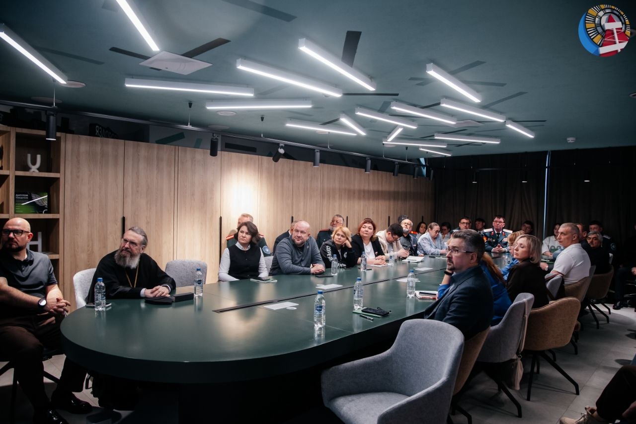 Форум «Единство в многообразии: от общих ценностей — к общему будущему» прошёл в Ноябрьске Форум «Единство в многообразии: от общих ценностей — к общему будущему» прошёл в Ноябрьске