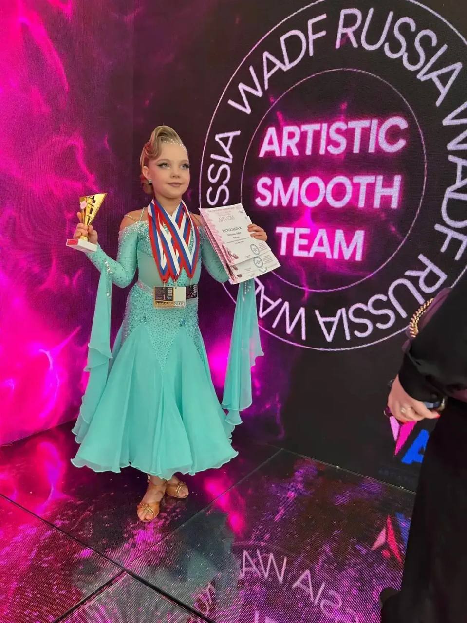 Салехард танцует: юная звездочка привезла россыпь медалей из столицы