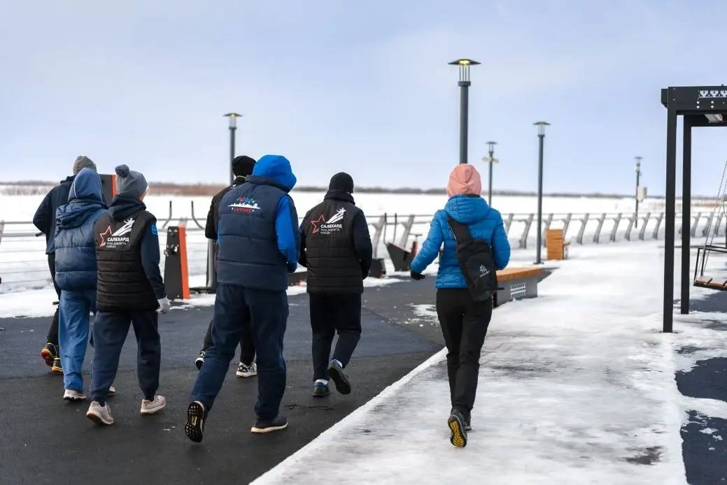 Алексей Титовский: Завершаем с коллегами рабочие будни тренировкой на свежем воздухе Алексей Титовский: Завершаем с коллегами рабочие будни тренировкой на свежем воздухе