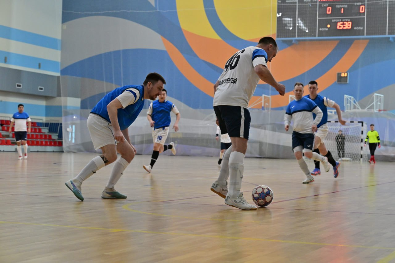 В Новом Уренгое проходит турнир по мини-футболу среди команд органов внутренних дел памяти Заура Керейтова В Новом Уренгое проходит турнир по мини-футболу среди команд органов внутренних дел памяти Заура Керейтова