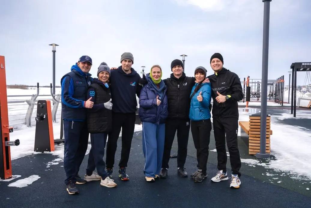 Алексей Титовский: Завершаем с коллегами рабочие будни тренировкой на свежем воздухе Алексей Титовский: Завершаем с коллегами рабочие будни тренировкой на свежем воздухе