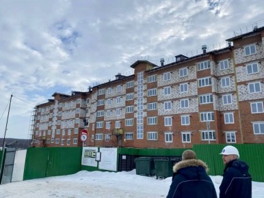 Госстройнадзор ЯНАО проверил стройки в Лабытнанги и Харпе после зимы