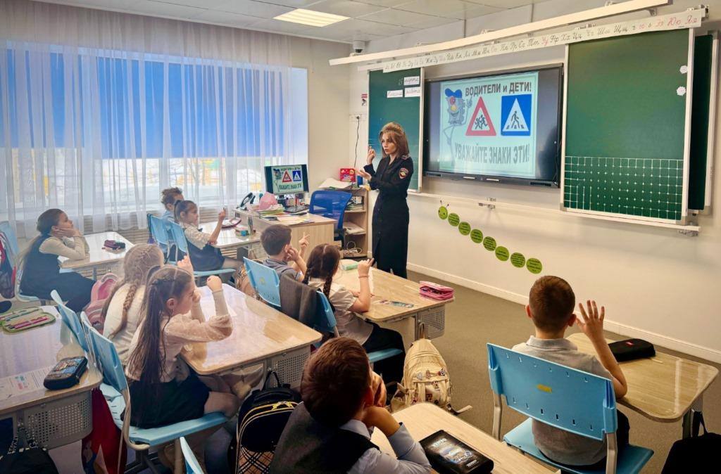 Сотрудники Губкинской Госавтоинспекции провели профилактическое мероприятие в МБОУ «Школа-детский сад «Ступени»» в рамках акции Сотрудники Губкинской Госавтоинспекции провели профилактическое мероприятие в МБОУ «Школа-детский сад «Ступени»» в рамках акции