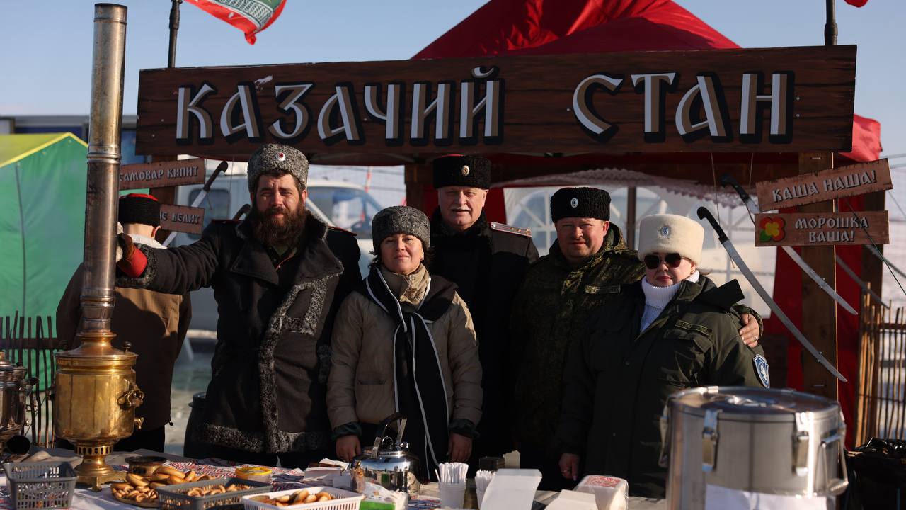 Кадры на память о празднике в Аксарке Кадры на память о празднике в Аксарке