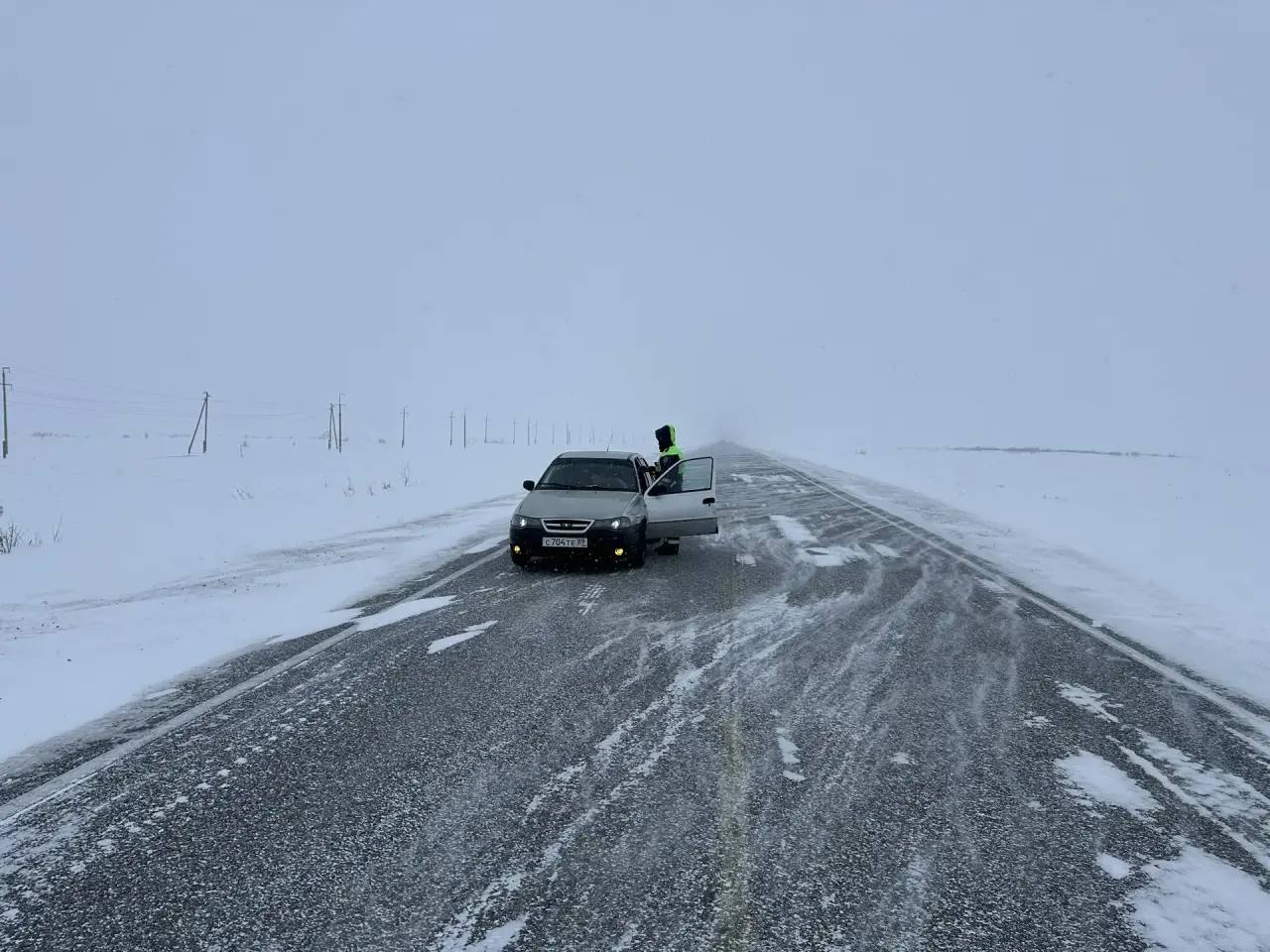 Тазовские автоинспекторы провели профилактическое мероприятие «Обгон, встречная полоса»
