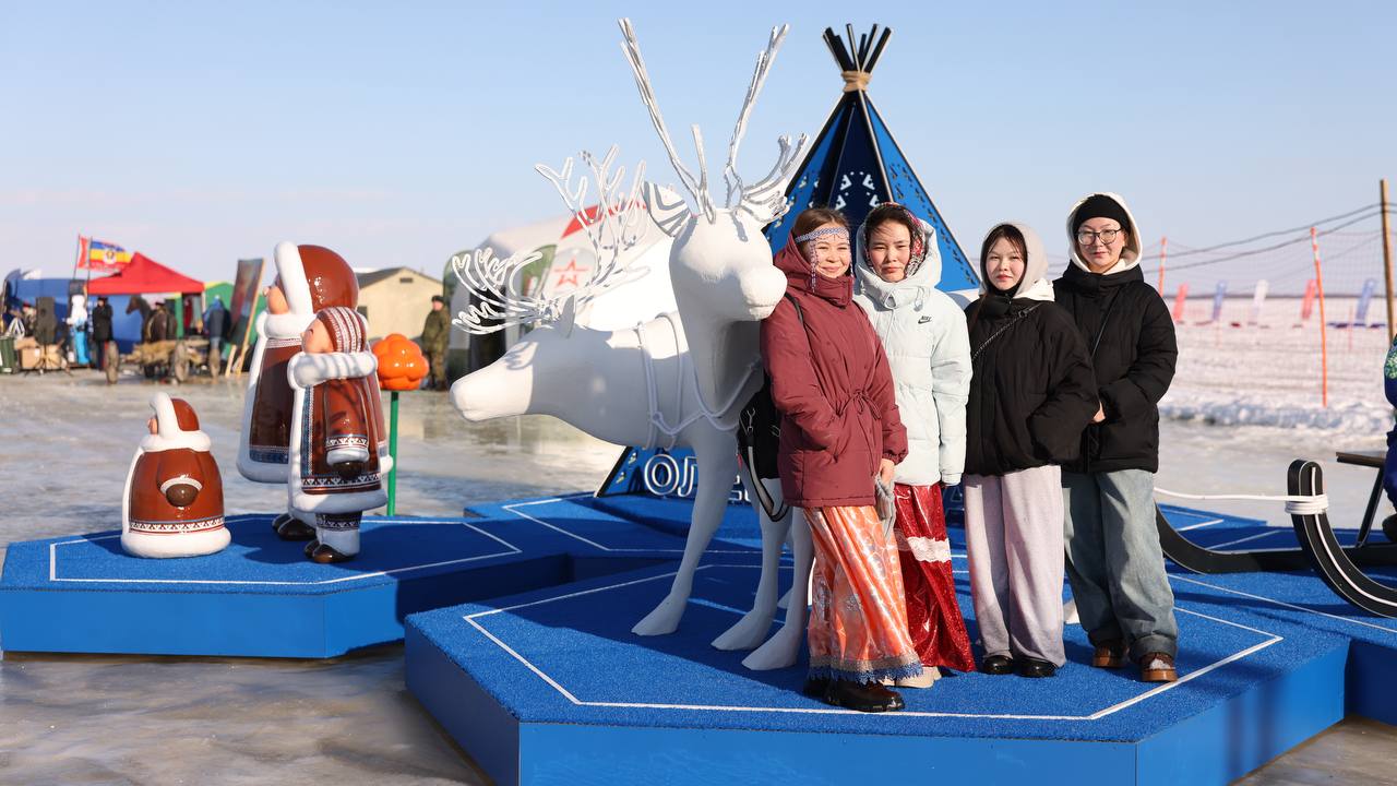 Кадры на память о празднике в Аксарке Кадры на память о празднике в Аксарке