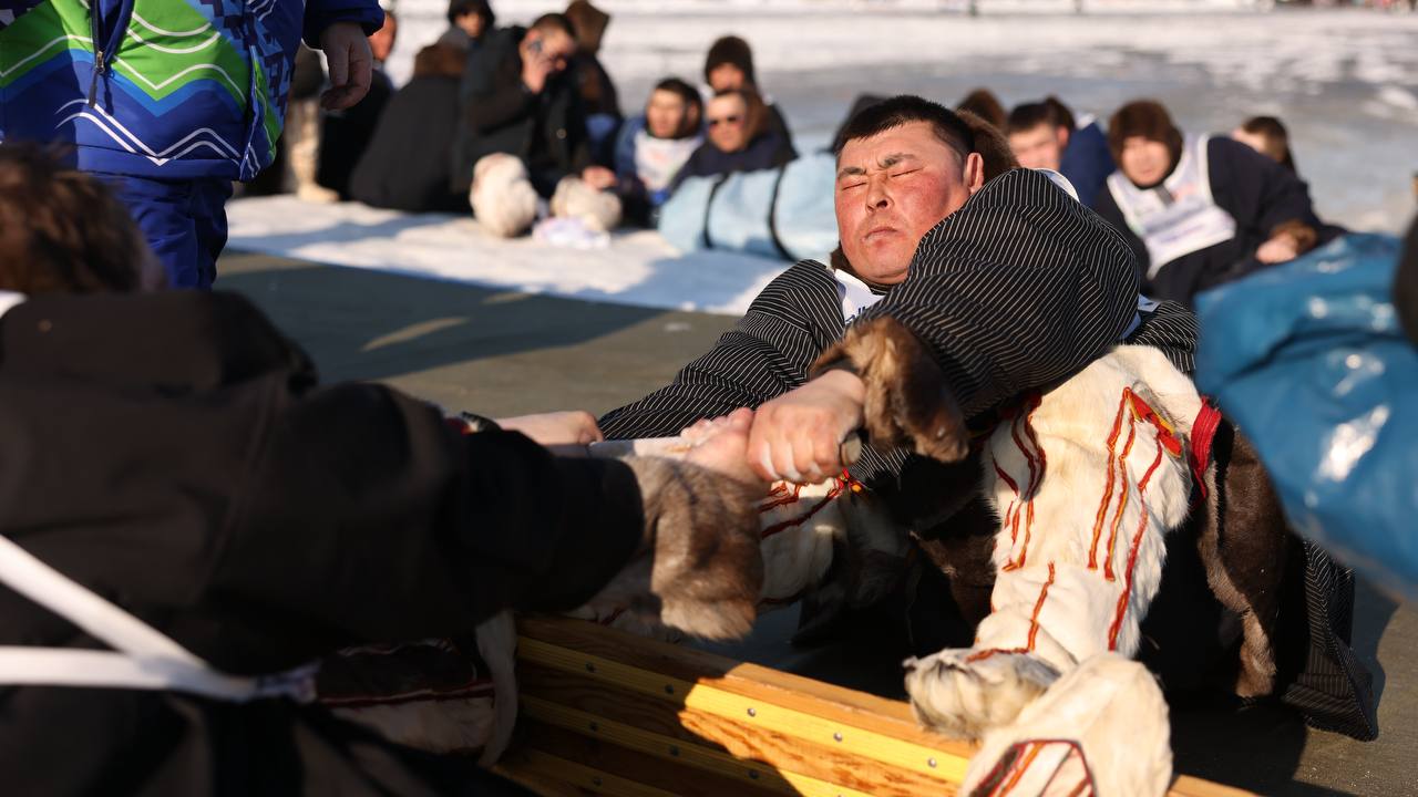 Кадры на память о празднике в Аксарке Кадры на память о празднике в Аксарке