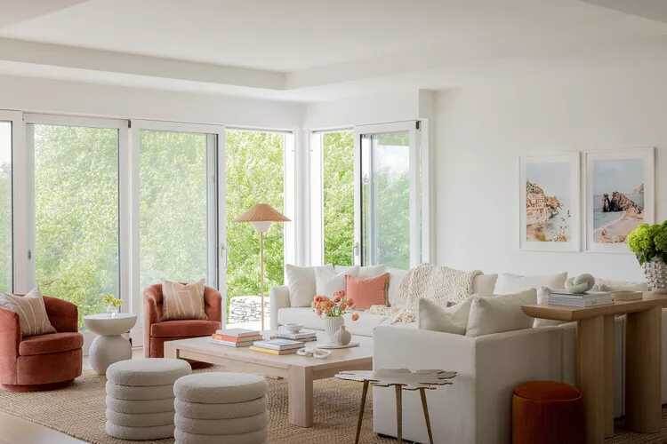 Окна без штор: новая эра в интерьере или лишь временный тренд?