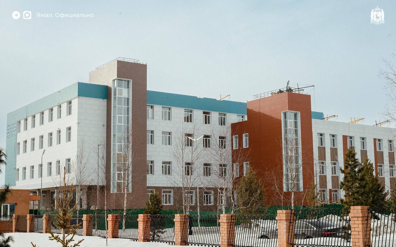 В Губкинском приступили к отделочным работам внутри нового педиатрического корпуса