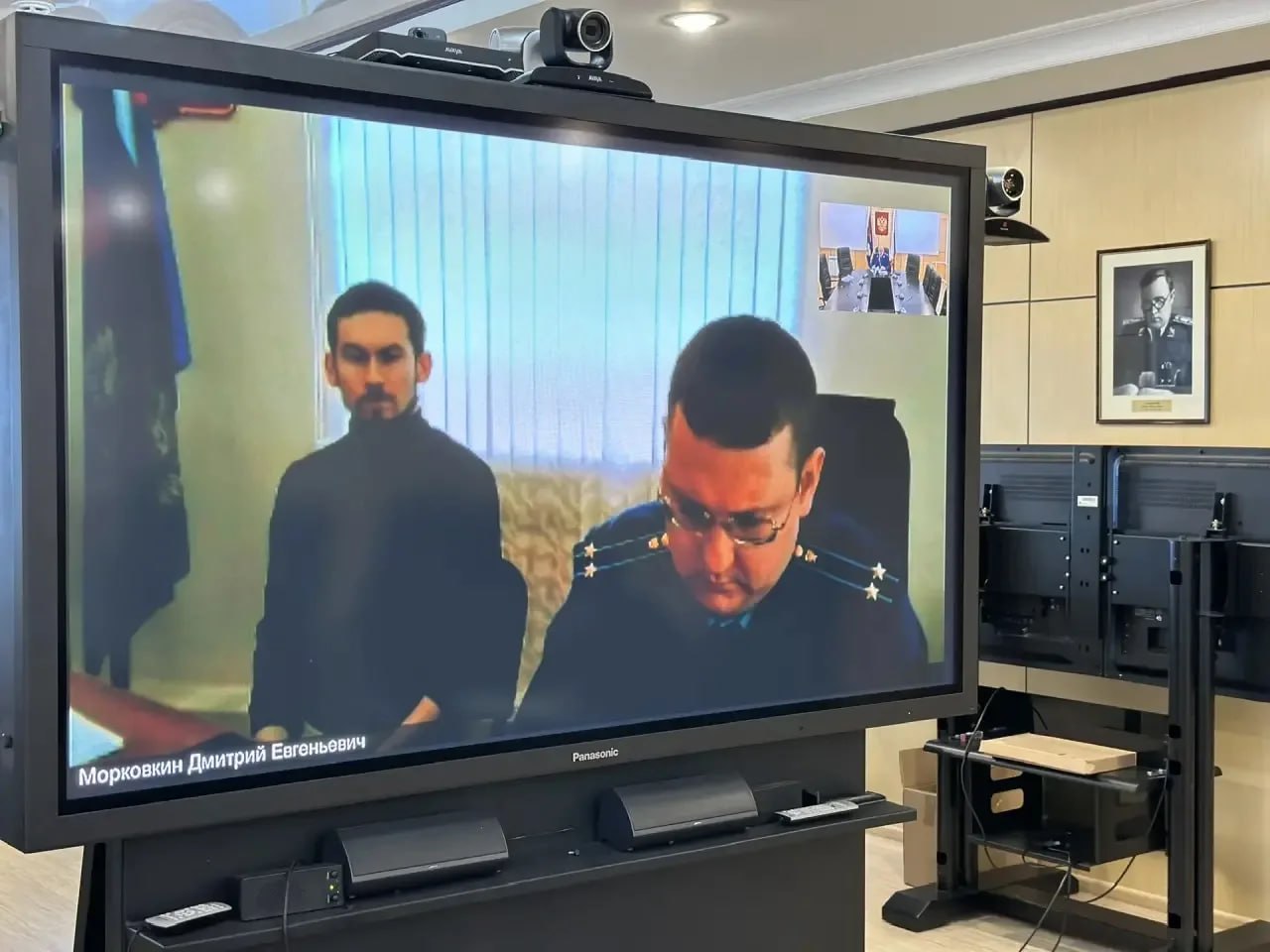 Заместитель прокурора автономного округа Александр Тыльченко провел личный прием жителей Губкинского, Приуральского и Ямальского районов в режиме ВКС Заместитель прокурора автономного округа Александр Тыльченко провел личный прием жителей Губкинского, Приуральского и Ямальского районов в режиме ВКС