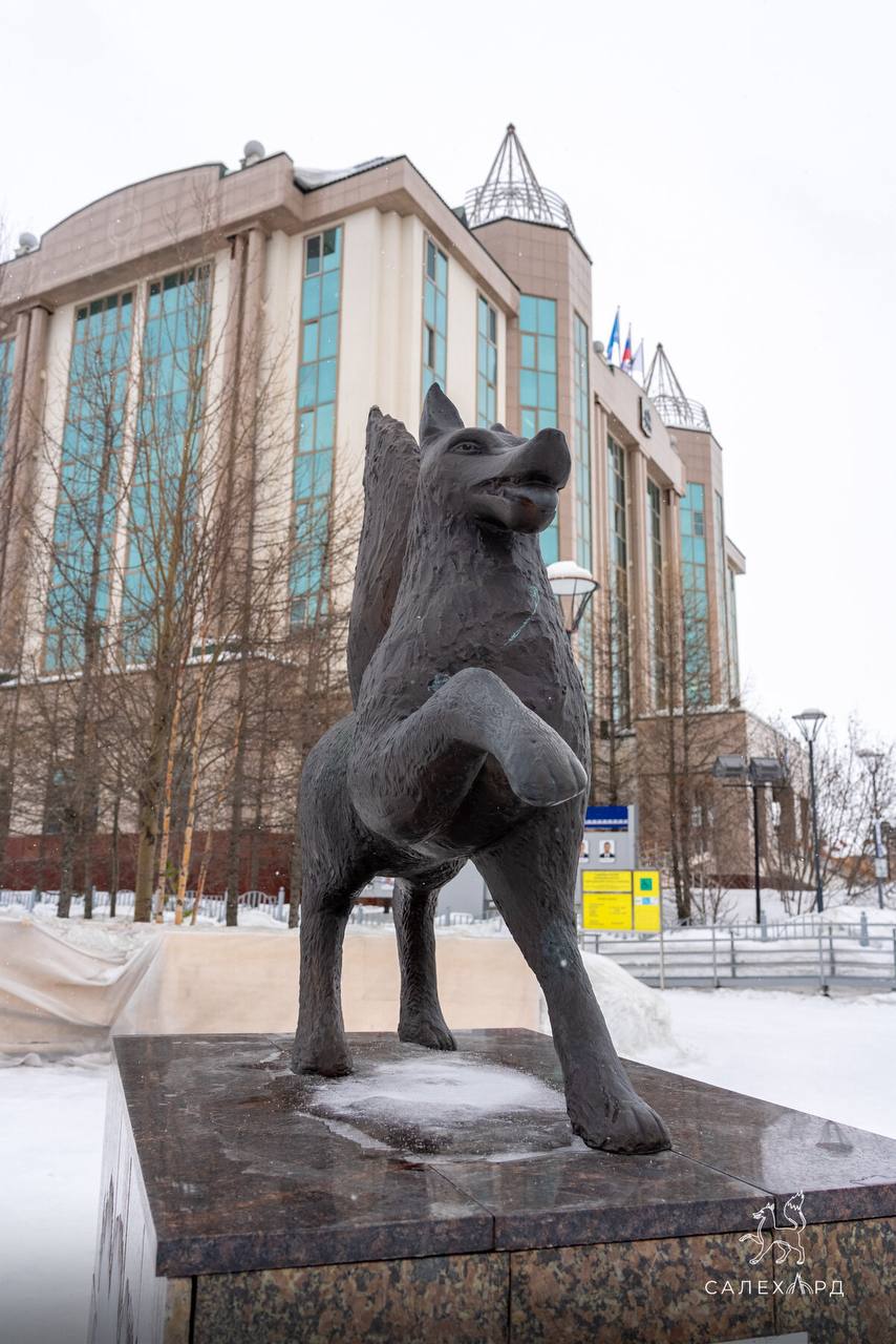 Город встречает новый день