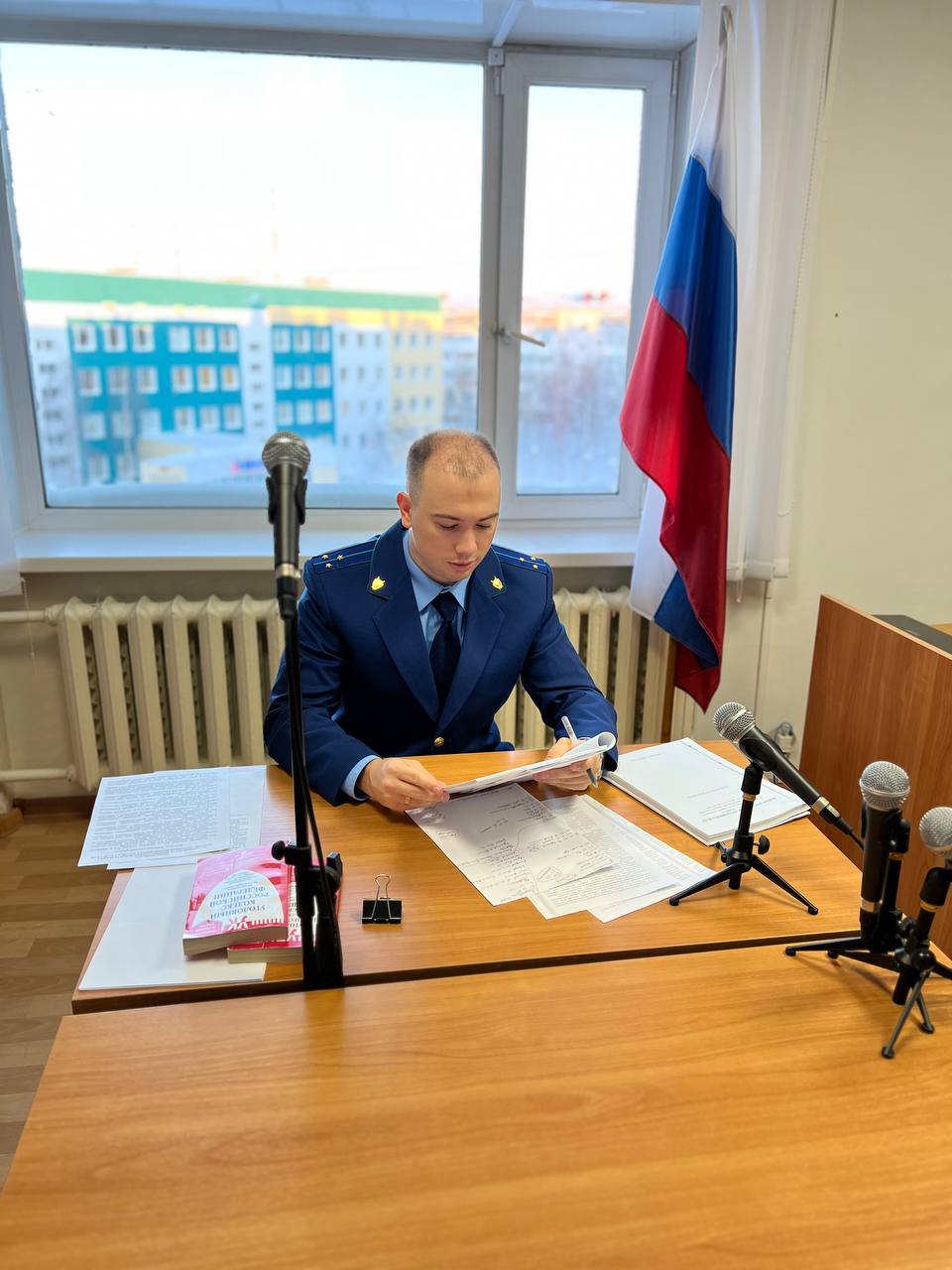 Благодаря вмешательству прокуратуры Лабытнанги установлен факт отцовства участником СВО в отношении троих несовершеннолетних детей Благодаря вмешательству прокуратуры Лабытнанги установлен факт отцовства участником СВО в отношении троих несовершеннолетних детей