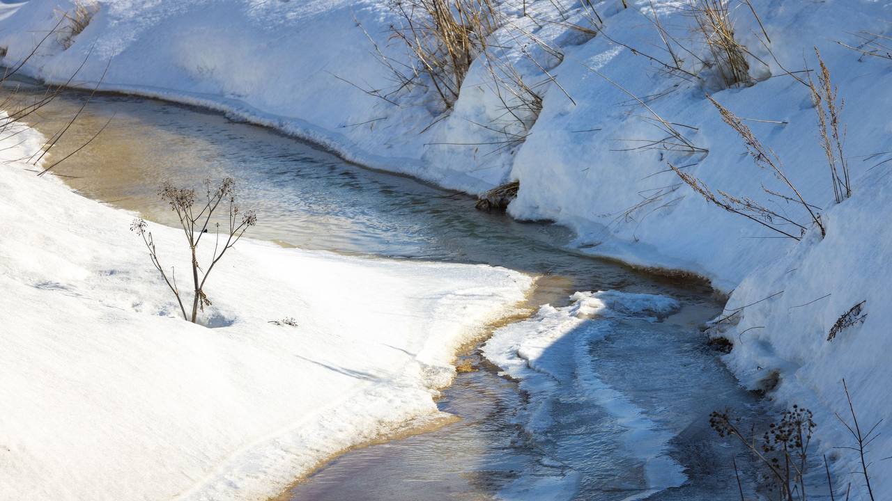 Салехардская весна — тишина, в которой слышно, как тает лёд Салехардская весна — тишина, в которой слышно, как тает лёд