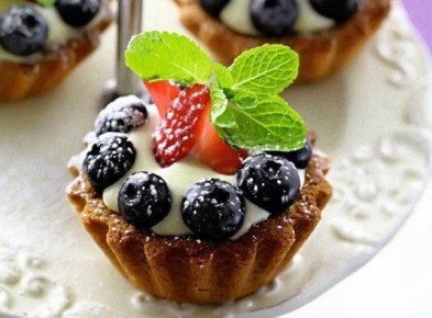 Нежные тартинки с ягодами: удивите своих гостей