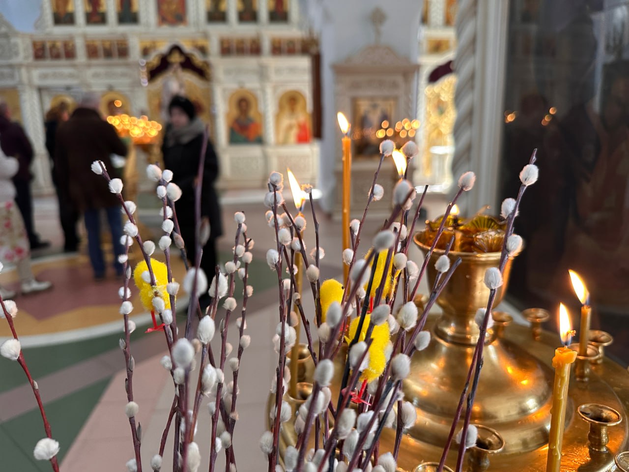 Православные христиане отмечают Вербное воскресенье Православные христиане отмечают Вербное воскресенье