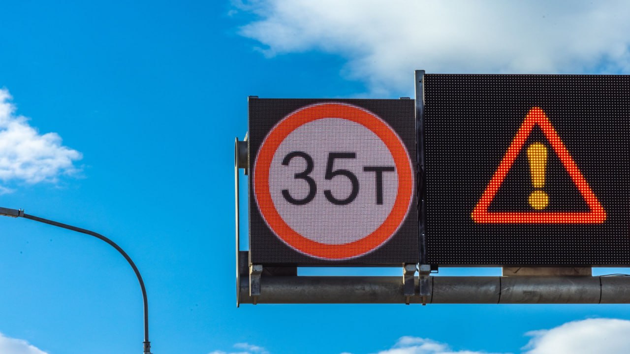 Переправа Салехард — Лабытнанги снова открыта для «тяжеловесов»