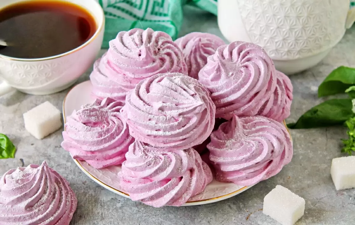 Вкусный зефир с черной смородиной: как сделать его дома