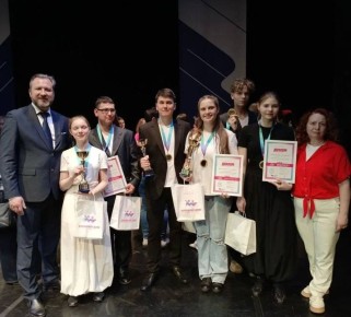 «Вершина» покорила Санкт-Петербург