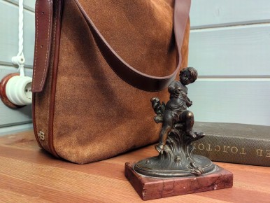 Как дети перенимают привычки родителей: история о сумочке и воспоминаниях