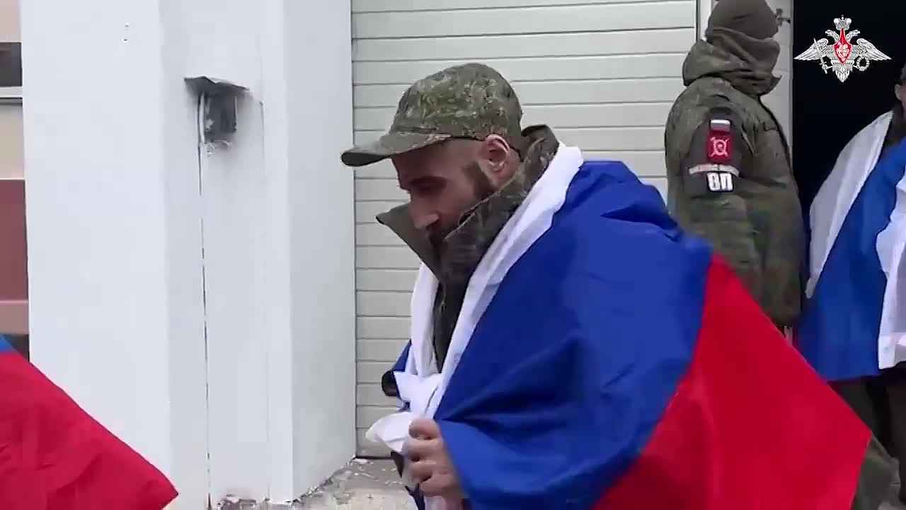 Двое ямальцев вернутся домой из украинского плена