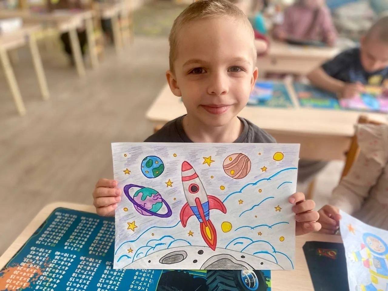 В космическое путешествие отправились воспитанники детского сада «Солнышко» Волновахского округа В космическое путешествие отправились воспитанники детского сада «Солнышко» Волновахского округа