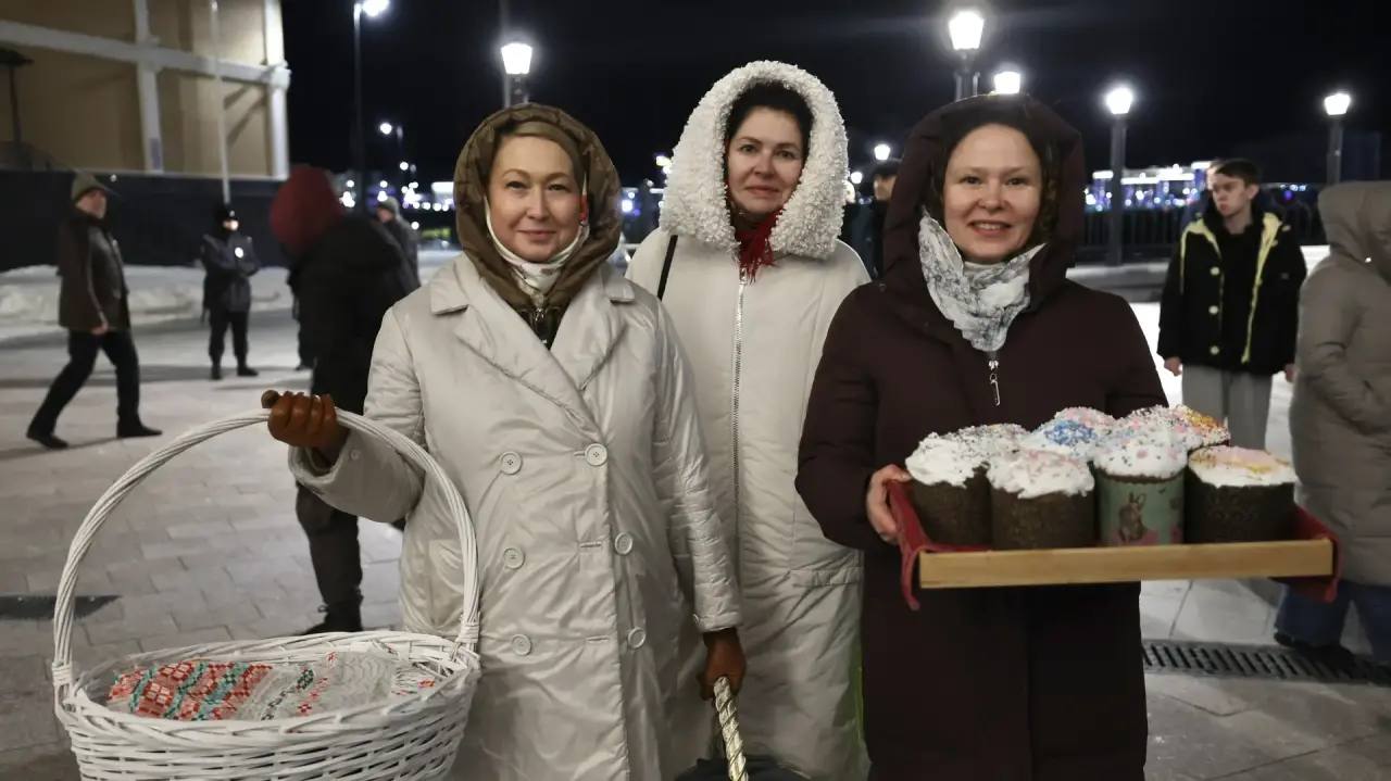 Эта ночь удивительная и торжественная Эта ночь удивительная и торжественная