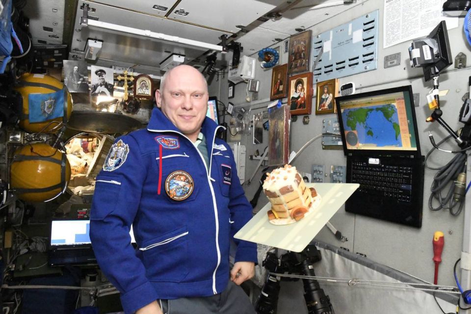 ����� �������� �� ���. � ���������� ��� � ����� �� ���������� � �������, � ����� ����������� ���� � � ��������� �������� � ��������� ������, ������������� �������� � �����