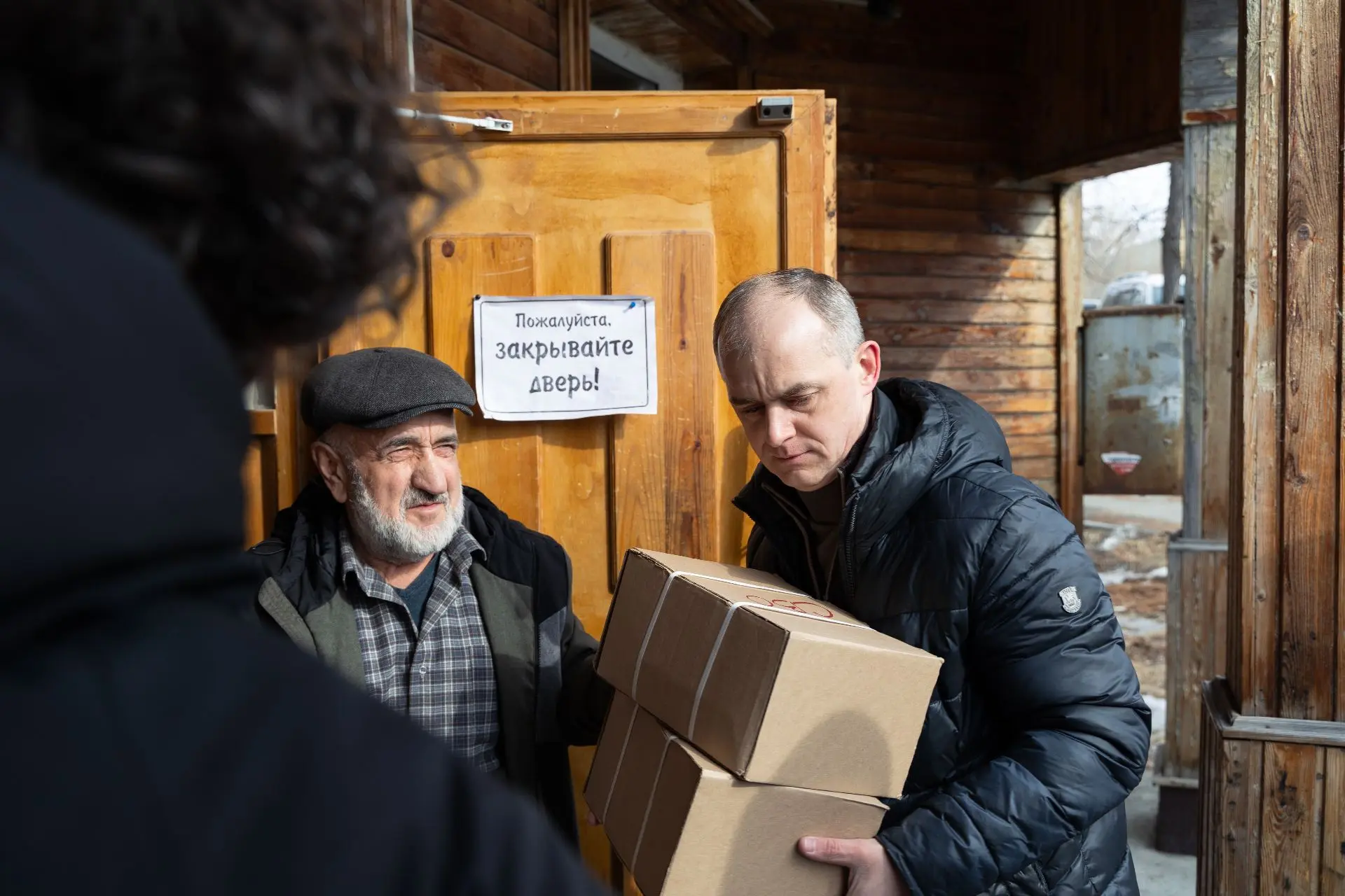 Из Салехарда в Волноваху отправили более 50 кубометров гуманитарной помощи