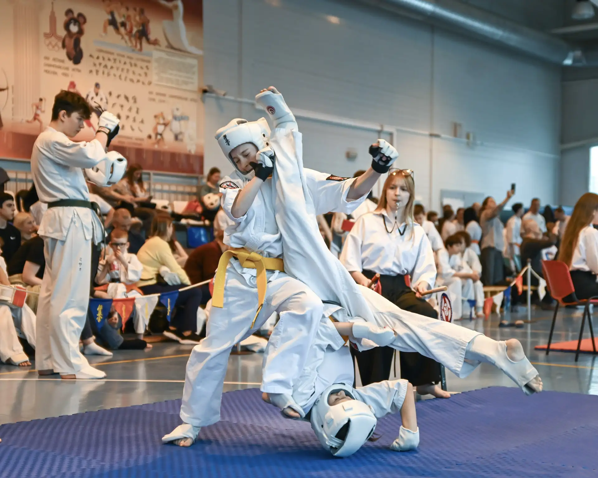 Ямальцы удачно выступили на открытом первенстве спортивного клуба «Сургутская школа киокусинкай» Ямальцы удачно выступили на открытом первенстве спортивного клуба «Сургутская школа киокусинкай»