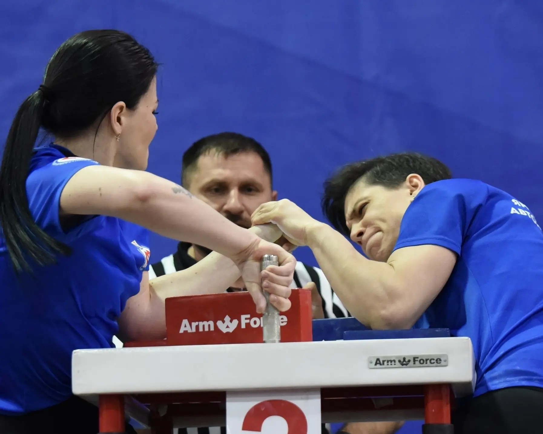 Спортсменка из Нового Уренгоя завоевала три медали на чемпионате России по армрестлингу Спортсменка из Нового Уренгоя завоевала три медали на чемпионате России по армрестлингу