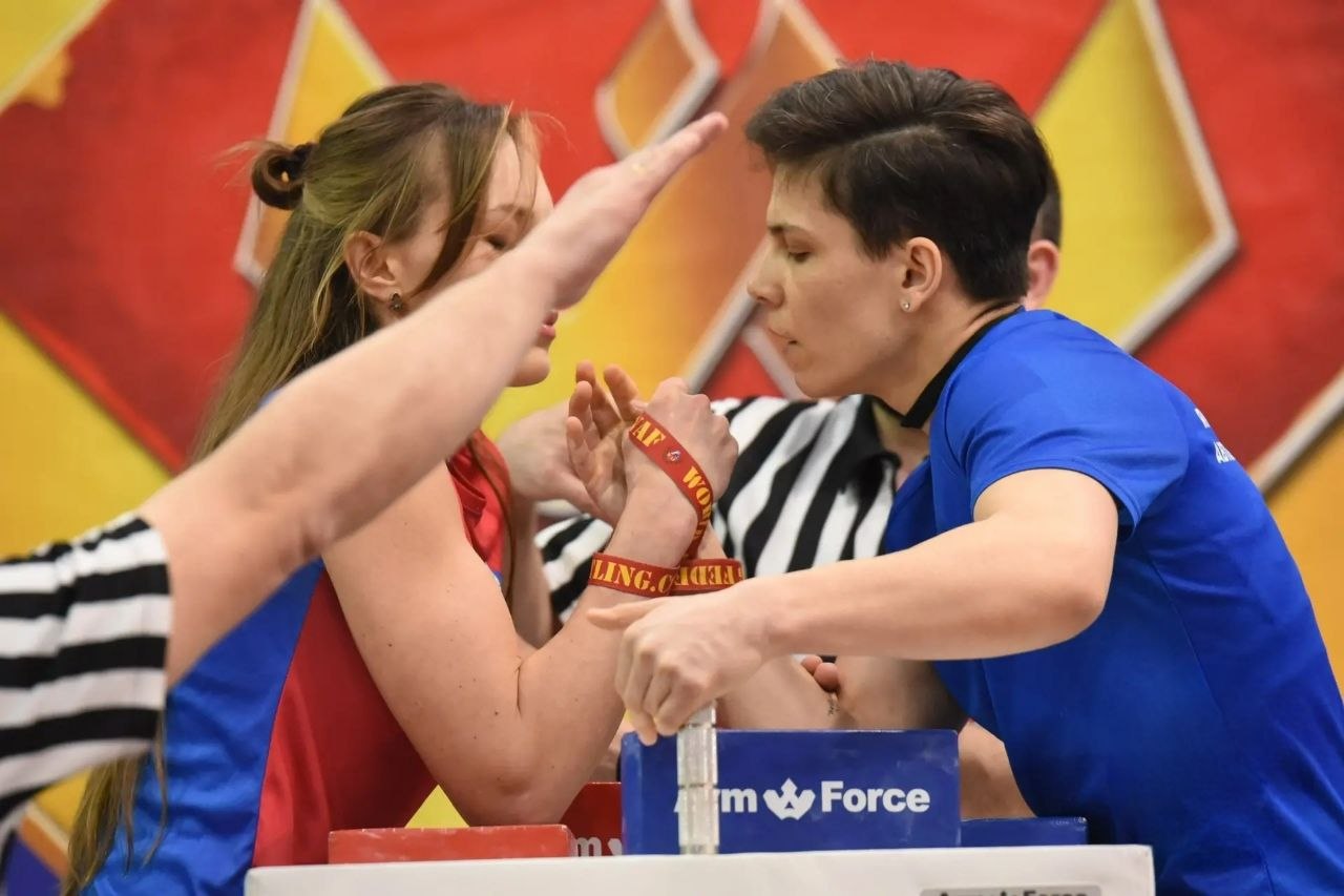 Новоуренгойская спортсменка Галина Шамота взяла три награды на чемпионате России по армрестлингу Новоуренгойская спортсменка Галина Шамота взяла три награды на чемпионате России по армрестлингу