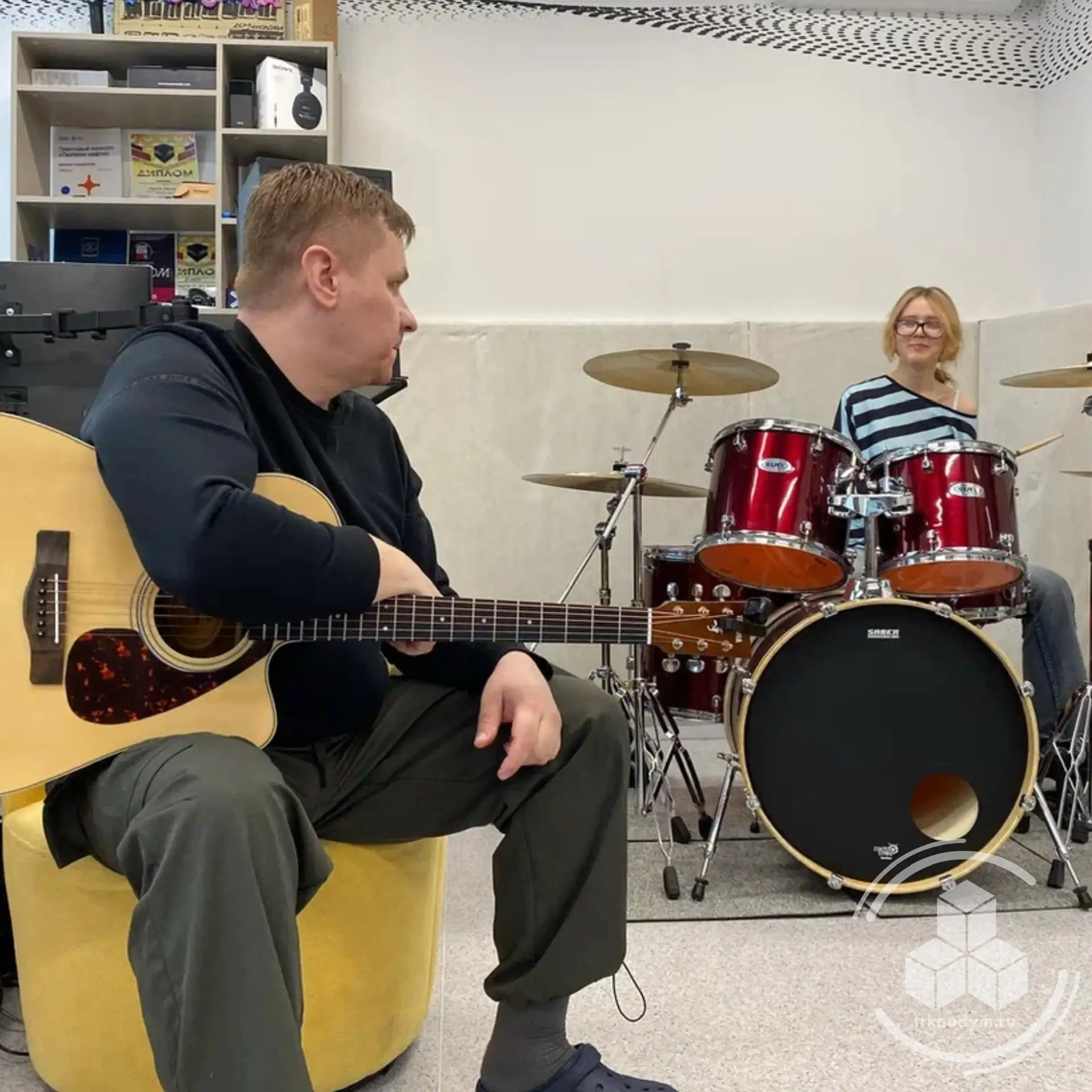 Депутаты Надымского района посетили ряд молодёжных пространств города с целью оценки качества действующей инфраструктуры и условий, созданных для развития молодёжи Депутаты Надымского района посетили ряд молодёжных пространств города с целью оценки качества действующей инфраструктуры и условий, созданных для развития молодёжи