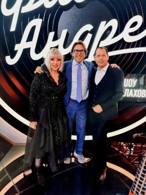 Преподаватель вокала из Нового Уренгоя Михаил Шилов стал гостем популярной телепередачи «Привет, Андрей!»