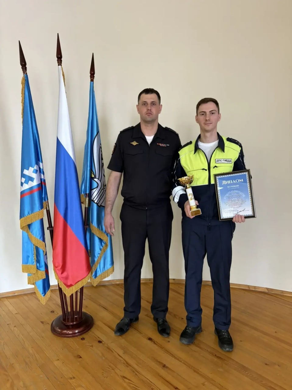 Сотрудник ДПС из Салехарда завоевал высокую награду