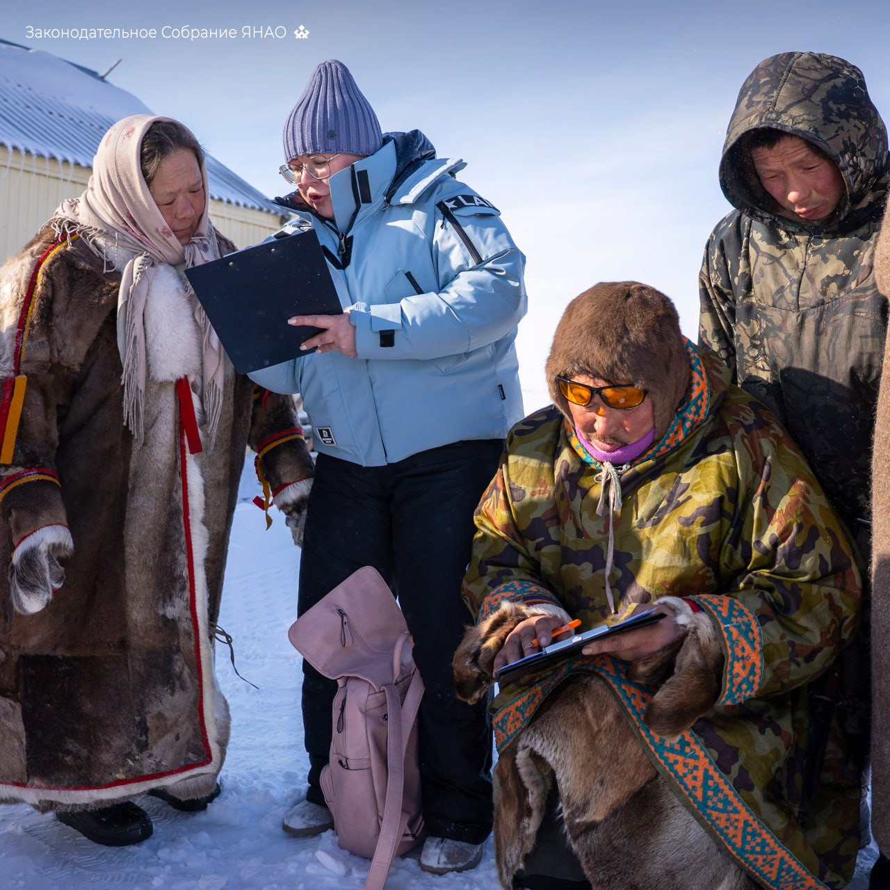 Завершился первый этап работы в Тазовском и Ямальском районах, где рабочая группа под председательством спикера Сергея Ямкина собирала предложения для обновления региональной программы поддержки КМНС Завершился первый этап работы в Тазовском и Ямальском районах, где рабочая группа под председательством спикера Сергея Ямкина собирала предложения для обновления региональной программы поддержки КМНС