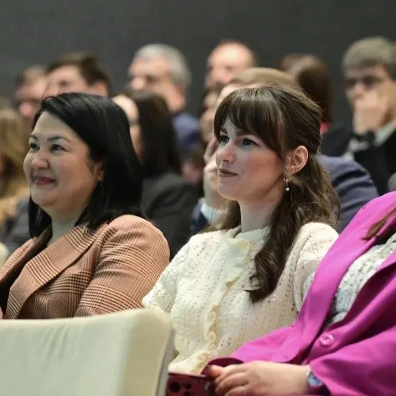 Антон Колодин: Сегодня на заседании Думы города доложил о том, каким насыщенным и результативным выдался для Нового Уренгоя прошлый год Антон Колодин: Сегодня на заседании Думы города доложил о том, каким насыщенным и результативным выдался для Нового Уренгоя прошлый год