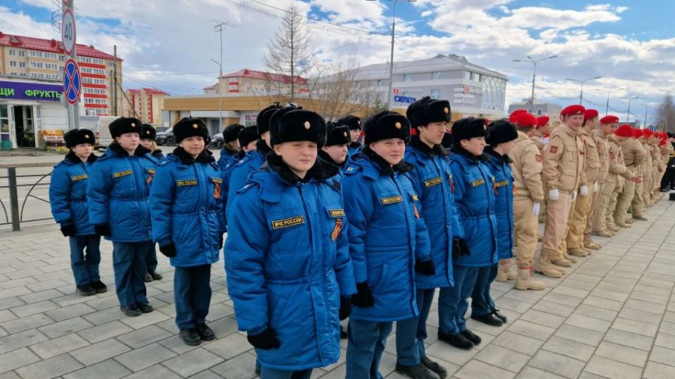 Кадеты 5 пожарно-спасательного класса города Лабытнанги приняли участие в Параде — шествии «Марш наследников Победы» Кадеты 5 пожарно-спасательного класса города Лабытнанги приняли участие в Параде — шествии «Марш наследников Победы»